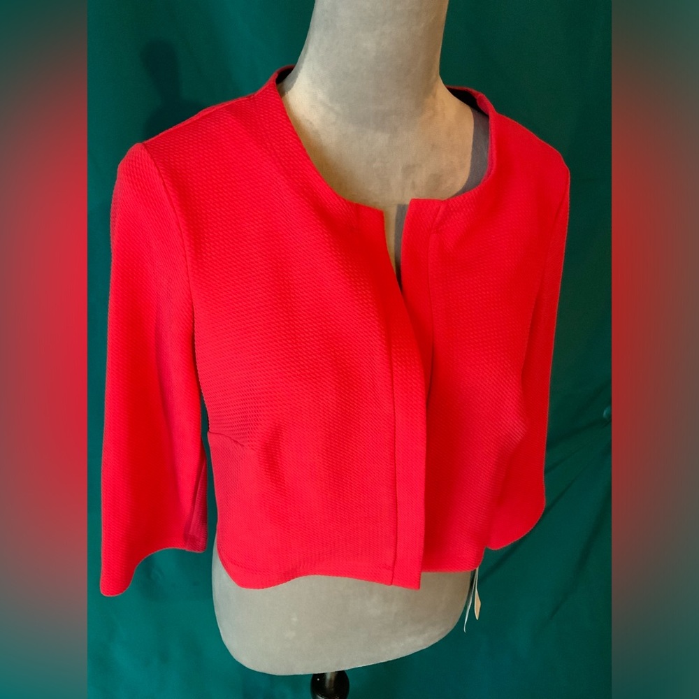 SIGNATURE by Robbie Bee, WOMENS’ SIZE MEDIUM WRAP CARDIGAN, RED, (NWT)
